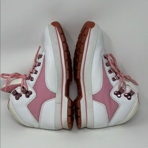 Timberland White and Pink Lace Up Boots for Outdoor Adventures Size 8